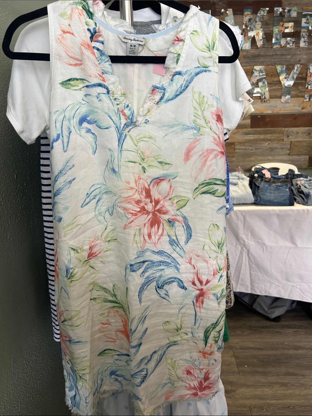 Tommy Bahama White Floral Linen V-Neck Sleeveless Tunic